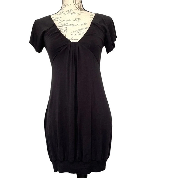 Aritzia Wilfred Lyocell Blend Little Black Dress Size Medium - Picture 1 of 7